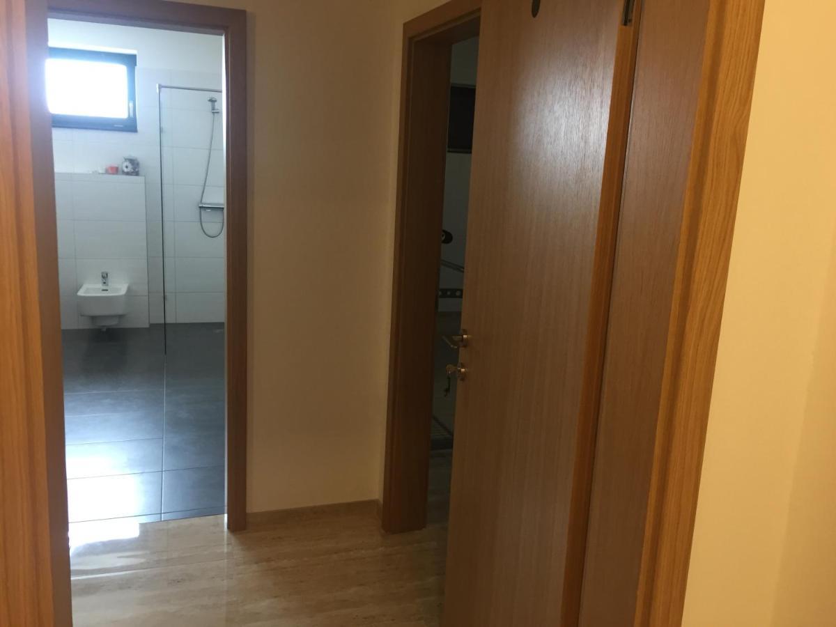 Penzion Za Radnici Valtice Zewnętrze zdjęcie