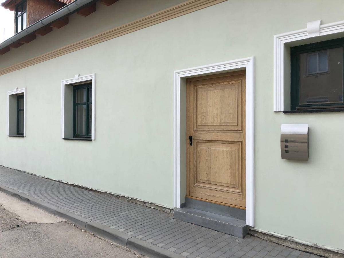 Penzion Za Radnici Valtice Zewnętrze zdjęcie